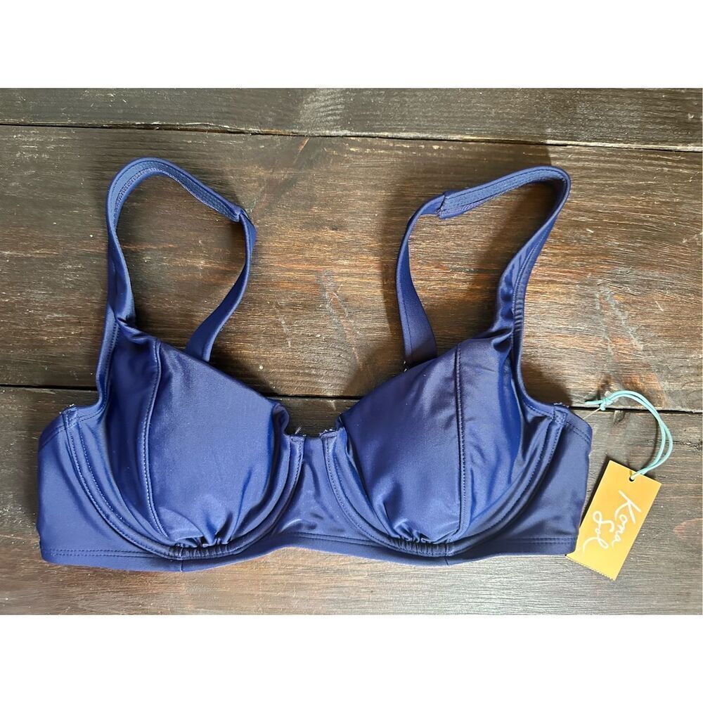 🌸 Kona Sol Navy Blue and Gold Bikini Top With Underwire and Padding Size Large